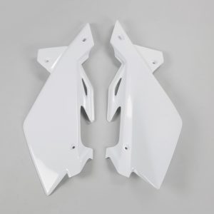 Plaques latérales UFO