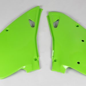 Plaques latérales UFO