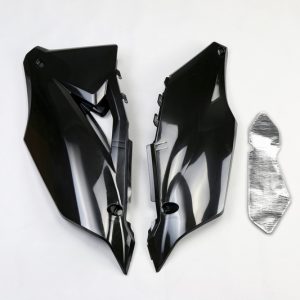 Plaques latérales UFO