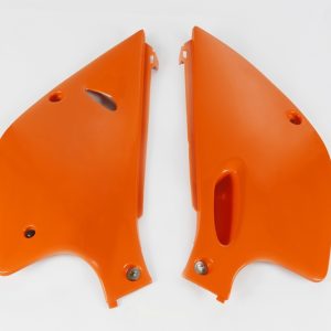 Plaques latérales UFO